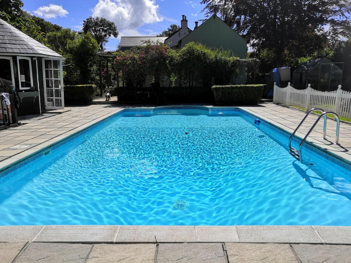 Captivating Isolde Cottage With Pool Near St Ives Camborne Exterior photo